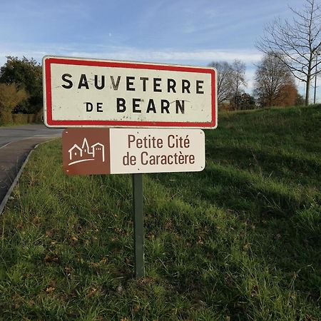 Appartement Dans Village Medieval Sauveterre-de-Bearn Eksteriør bilde